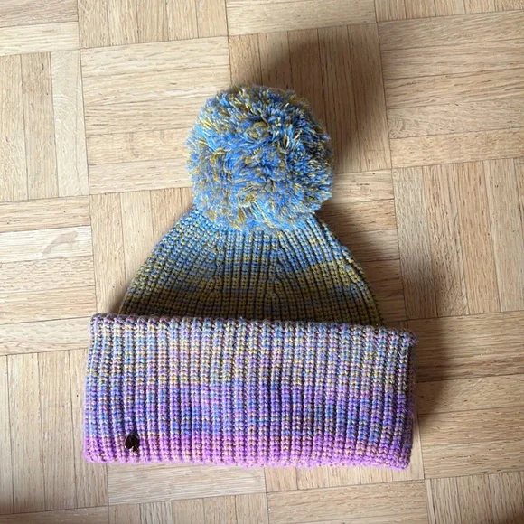 kate spade | Accessories | Kate Spade Pom Pom Beanie | Poshmark display picture 1